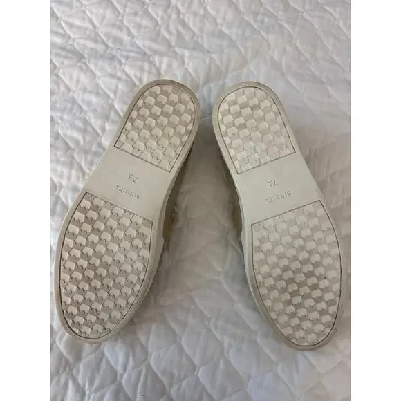 Birdies 7.5 The Swift Slip On Silver Leather Shoes
Boat shoes - Picture 8 of 8